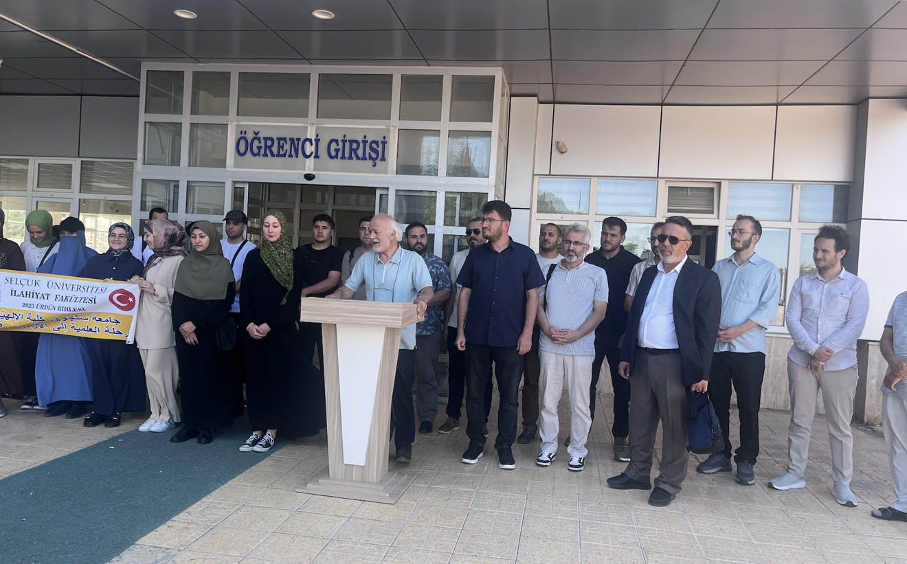 İlahiyat Fakültesi Öğrencileri, Ürdün Arapça Dil Eğitimine Dualarla Uğurlandı